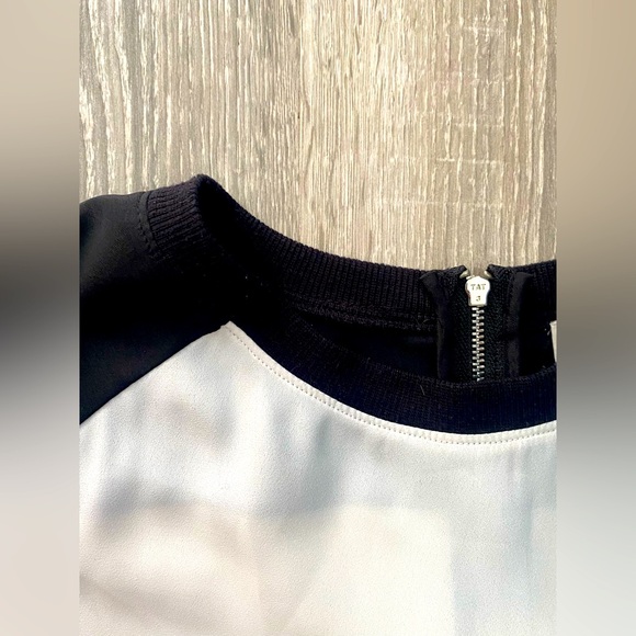 Anne Klein Blouse - Picture 4 of 9